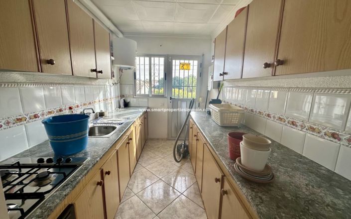 Image No.4-6 Bed Villa for sale