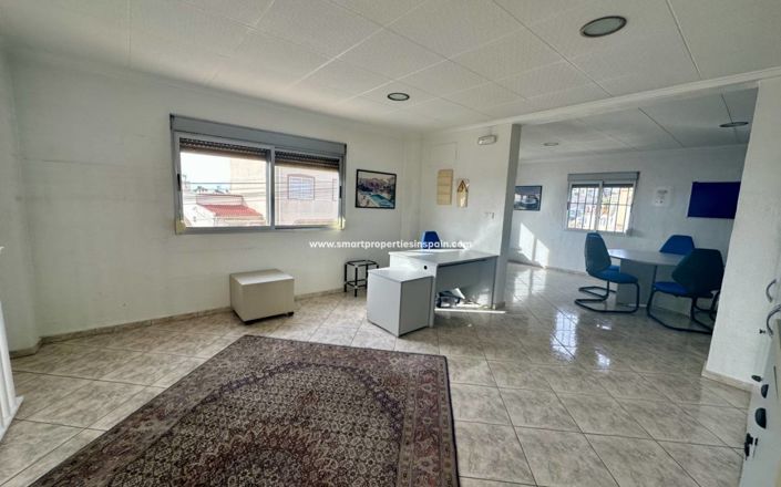 Image No.6-6 Bed Villa for sale