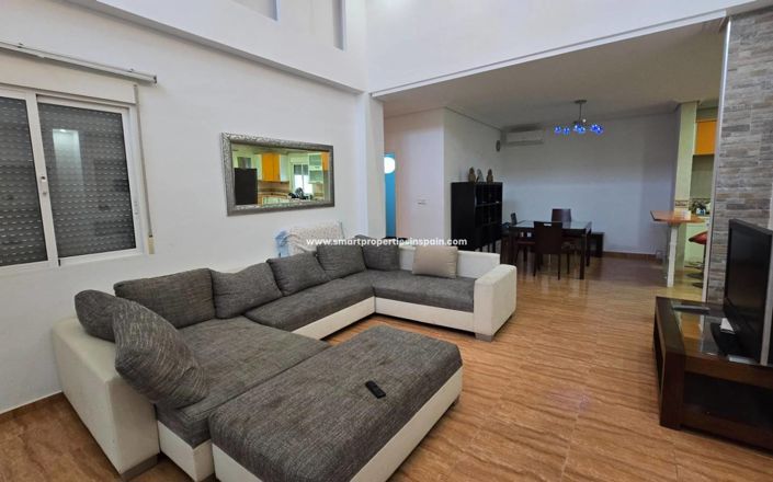 Image No.22-6 Bed Country House for sale