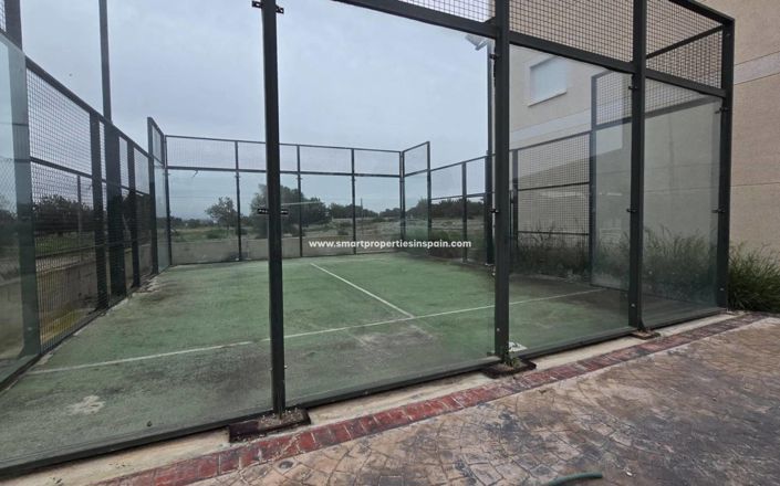 Image No.4-6 Bed Country House for sale