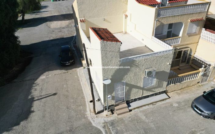 Image No.14-1 Bed Townhouse for sale