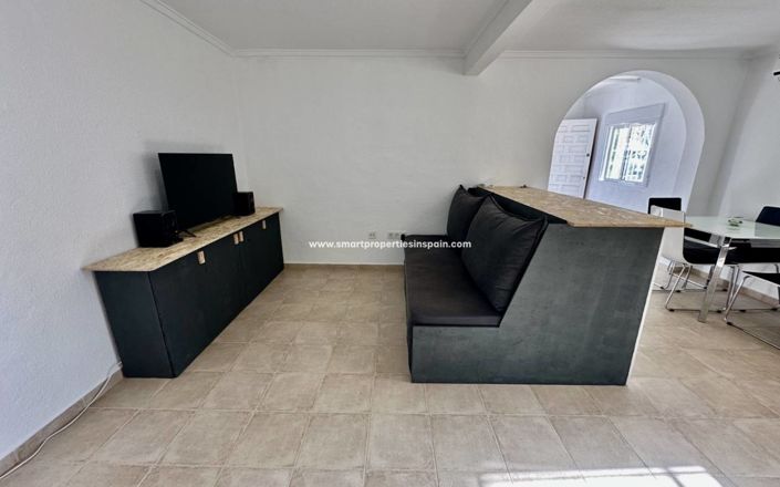 Image No.5-1 Bed Townhouse for sale