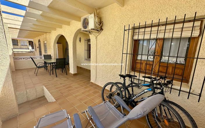 Image No.27-4 Bed Townhouse for sale