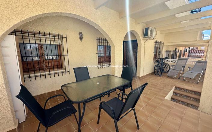 Image No.2-4 Bed Townhouse for sale