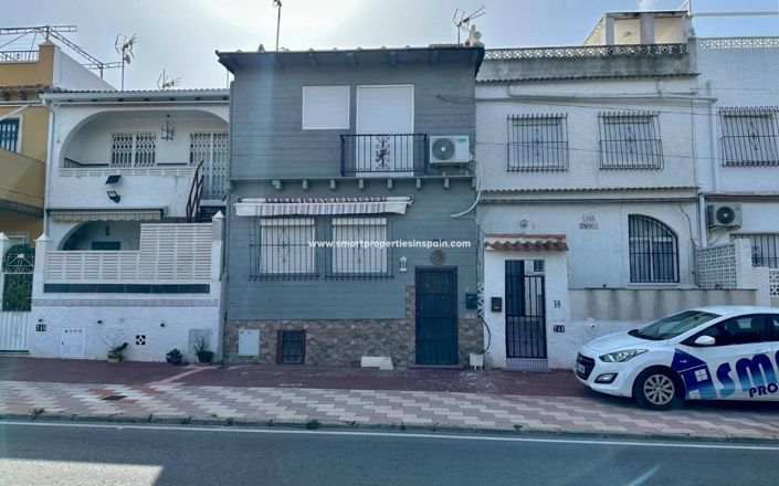 Image No.12-2 Bed Townhouse for sale