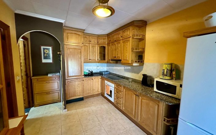 Image No.3-2 Bed Townhouse for sale