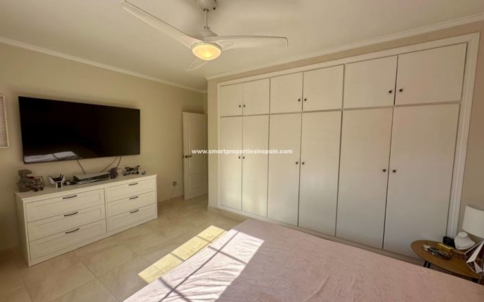 Image No.17-5 Bed Villa for sale