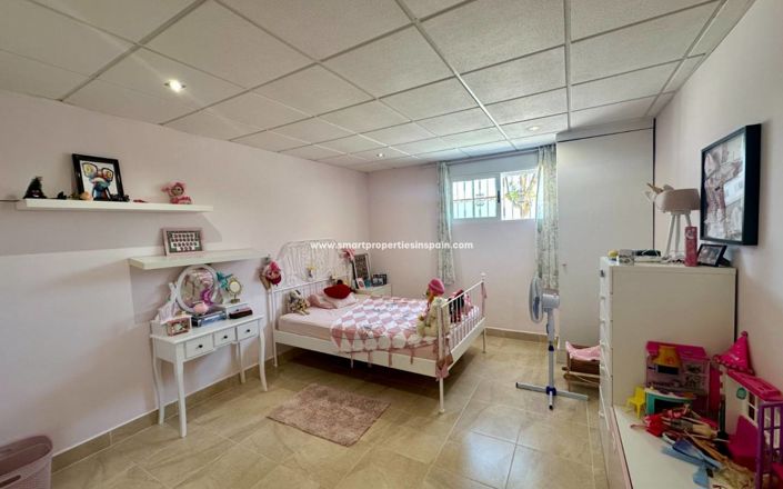 Image No.29-5 Bed Villa for sale