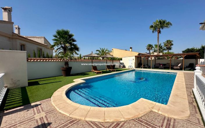 Image No.5-5 Bed Villa for sale