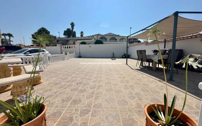 Image No.50-5 Bed Villa for sale