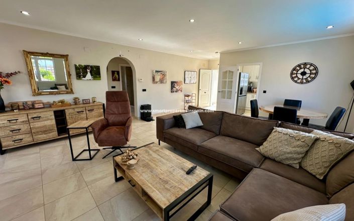 Image No.8-5 Bed Villa for sale