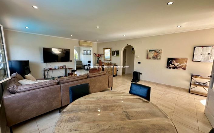 Image No.10-5 Bed Villa for sale