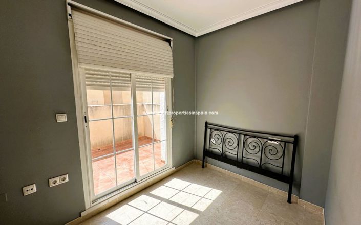 Image No.19-3 Bed Villa for sale