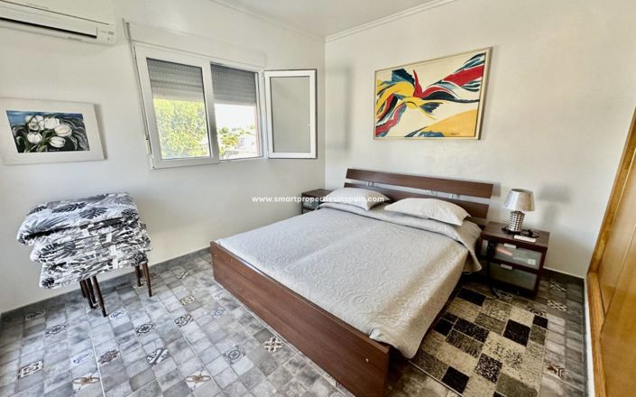 Image No.18-6 Bed Villa for sale