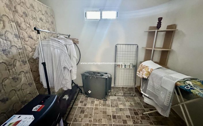 Image No.27-6 Bed Villa for sale