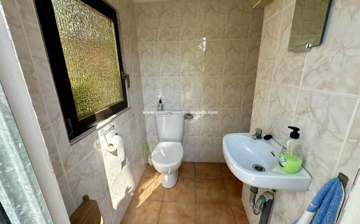 Image No.28-6 Bed Villa for sale