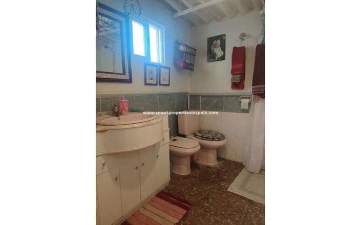 Image No.34-1 Bed Country House for sale