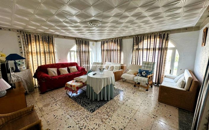 Image No.15-4 Bed Villa for sale