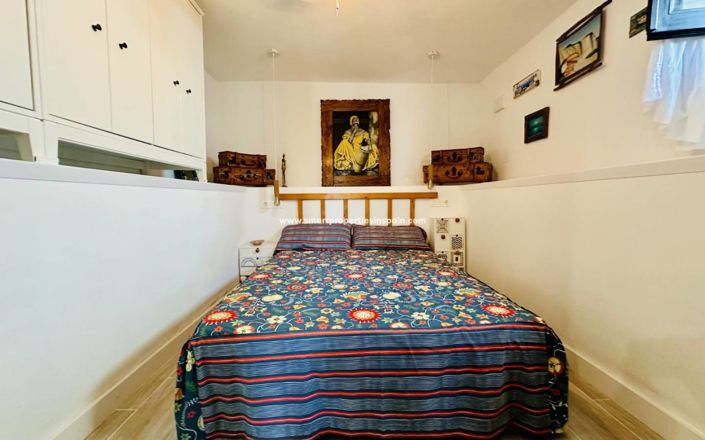 Image No.37-2 Bed Villa for sale