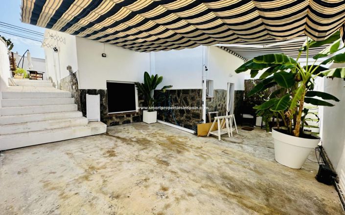 Image No.42-2 Bed Villa for sale