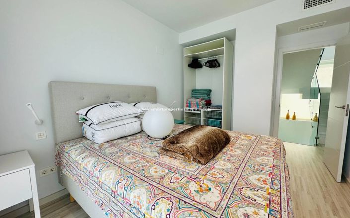 Image No.49-3 Bed Villa for sale