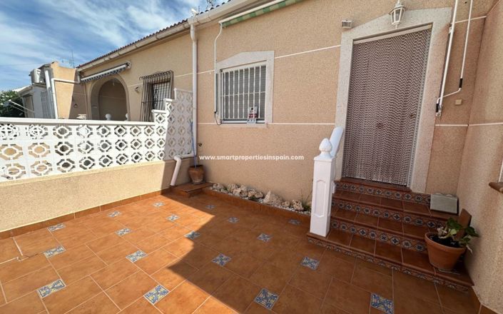 Image No.13-3 Bed Townhouse for sale