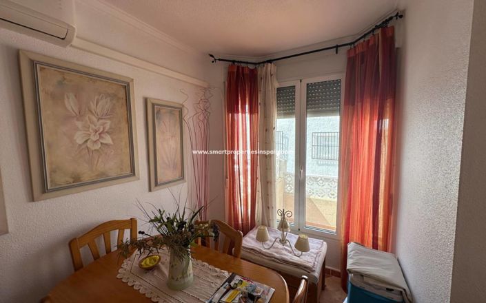 Image No.4-3 Bed Townhouse for sale