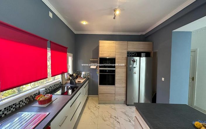 Image No.6-3 Bed Villa for sale