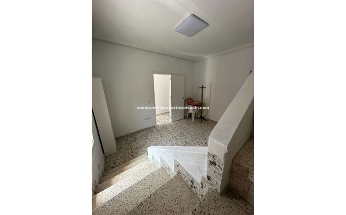 Image No.10-3 Bed Townhouse for sale