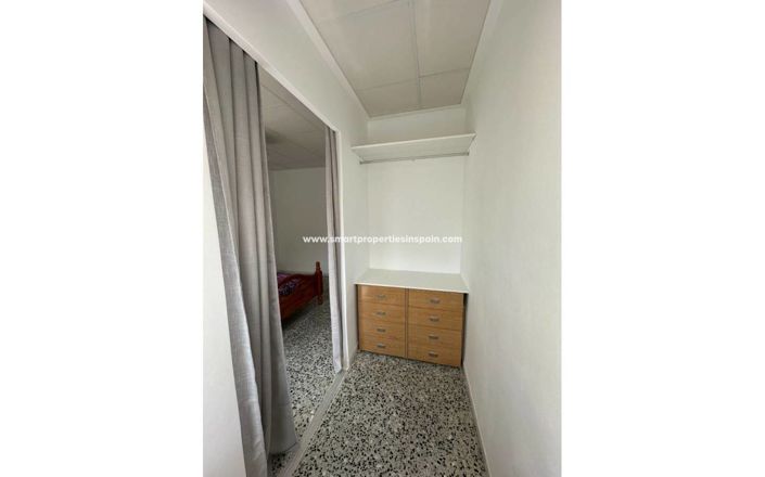 Image No.13-3 Bed Townhouse for sale