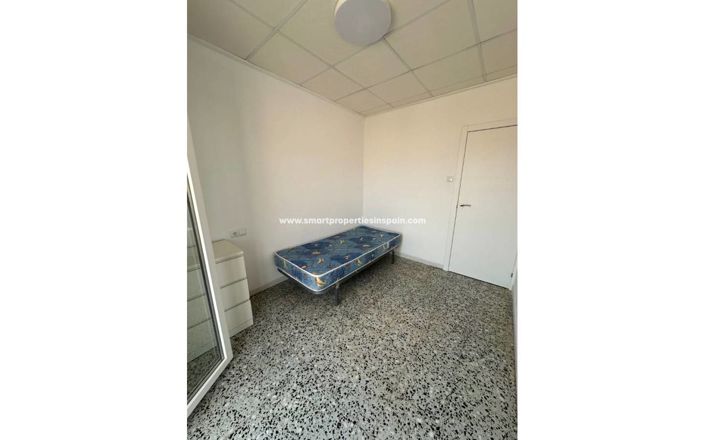 Image No.15-3 Bed Townhouse for sale