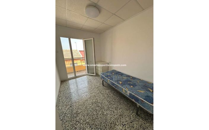 Image No.16-3 Bed Townhouse for sale