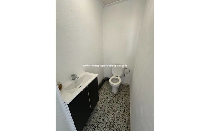 Image No.7-3 Bed Townhouse for sale