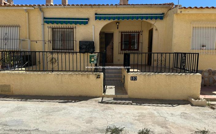 Image No.1-3 Bed Townhouse for sale