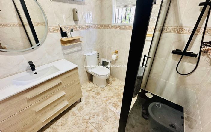 Image No.15-3 Bed Villa for sale