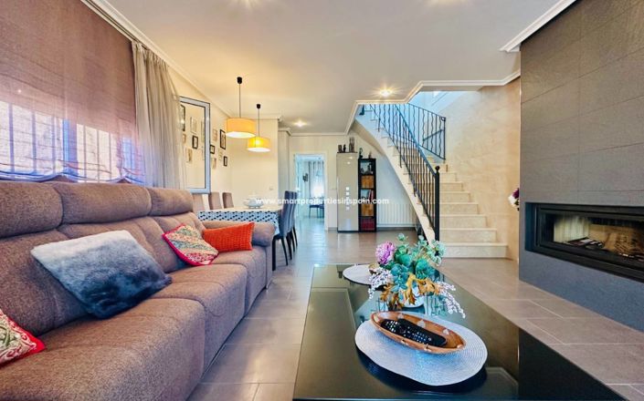 Image No.3-3 Bed Villa for sale