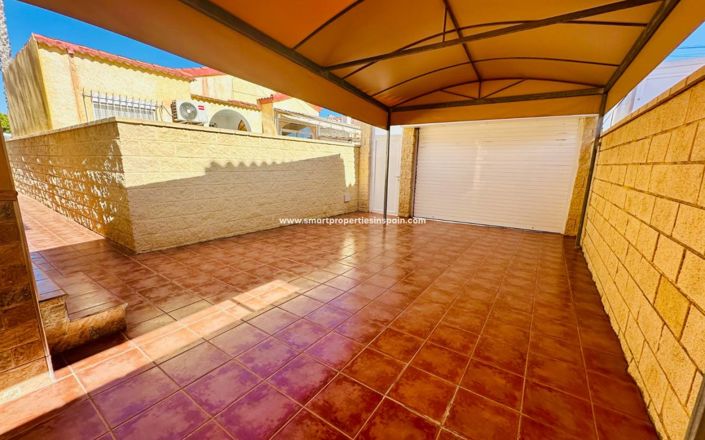 Image No.37-3 Bed Villa for sale