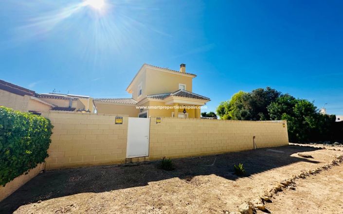 Image No.41-3 Bed Villa for sale