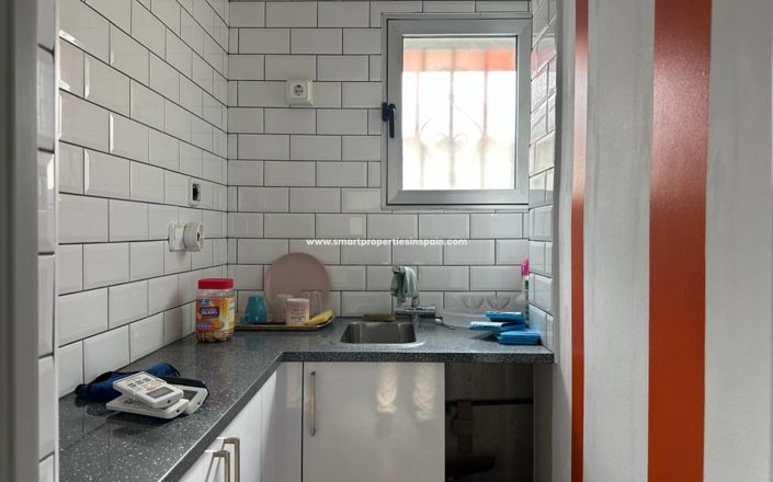 Image No.4-1 Bed Commercial for sale