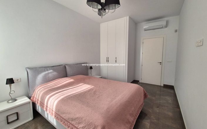 Image No.12-7 Bed Villa for sale