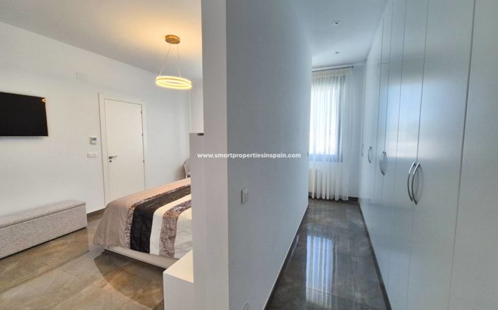 Image No.19-7 Bed Villa for sale