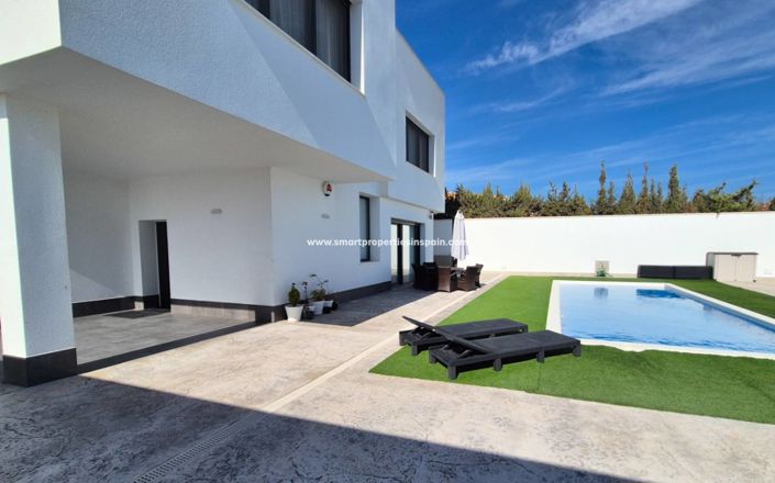 Image No.46-7 Bed Villa for sale