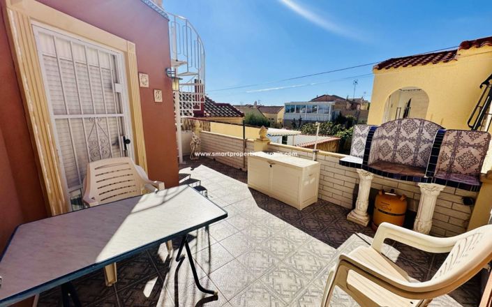 Image No.11-2 Bed Villa for sale