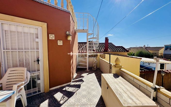 Image No.13-2 Bed Villa for sale