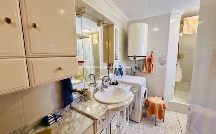 Image No.15-2 Bed Villa for sale