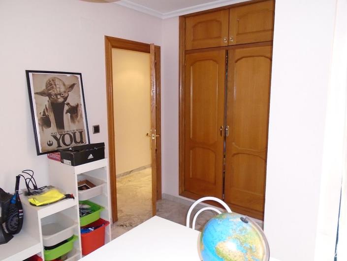 Image No.12-4 Bed Apartment for sale