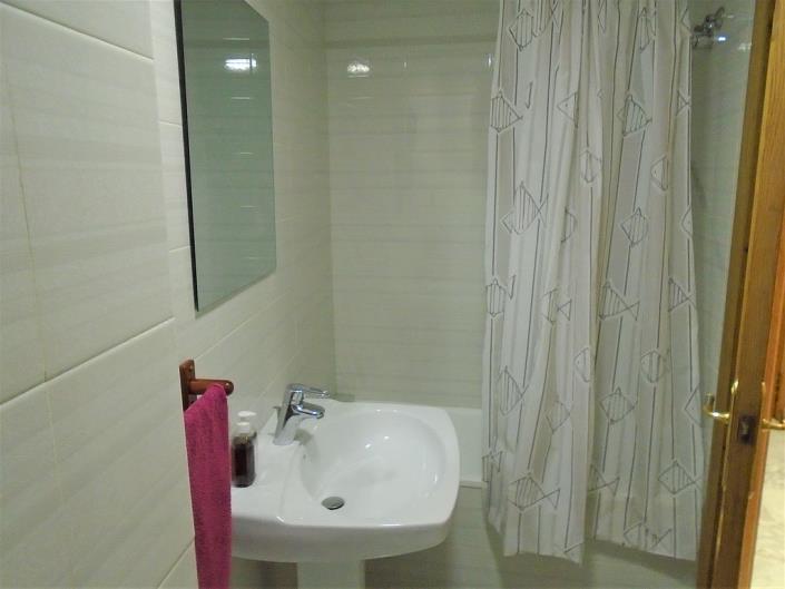 Image No.15-4 Bed Apartment for sale