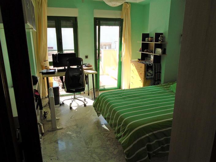 Image No.10-4 Bed Apartment for sale