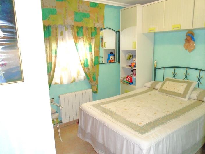 Image No.33-3 Bed House for sale