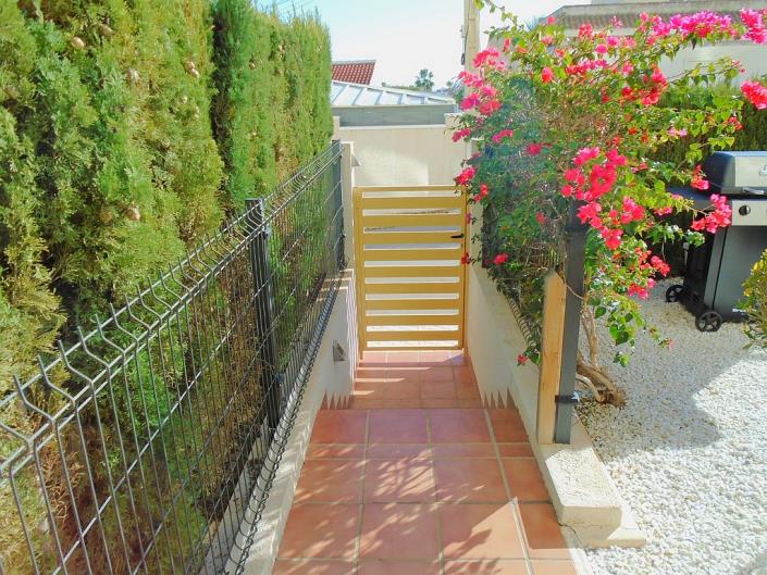 Image No.26-2 Bed Apartment for sale